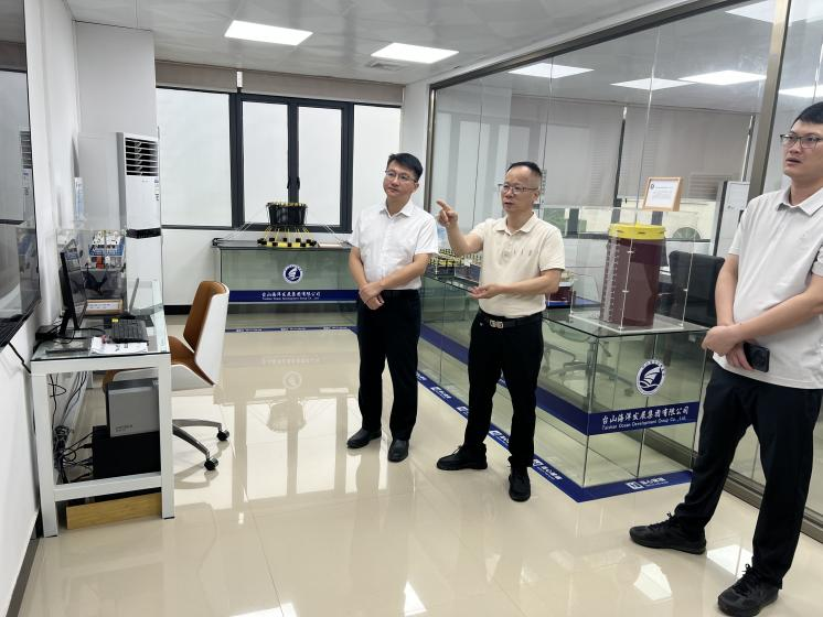 市濱海投資集團(tuán)公司黨委副書(shū)記、總經(jīng)理梁亮帶隊(duì)赴臺(tái)山海洋發(fā)展集團(tuán)考察調(diào)研